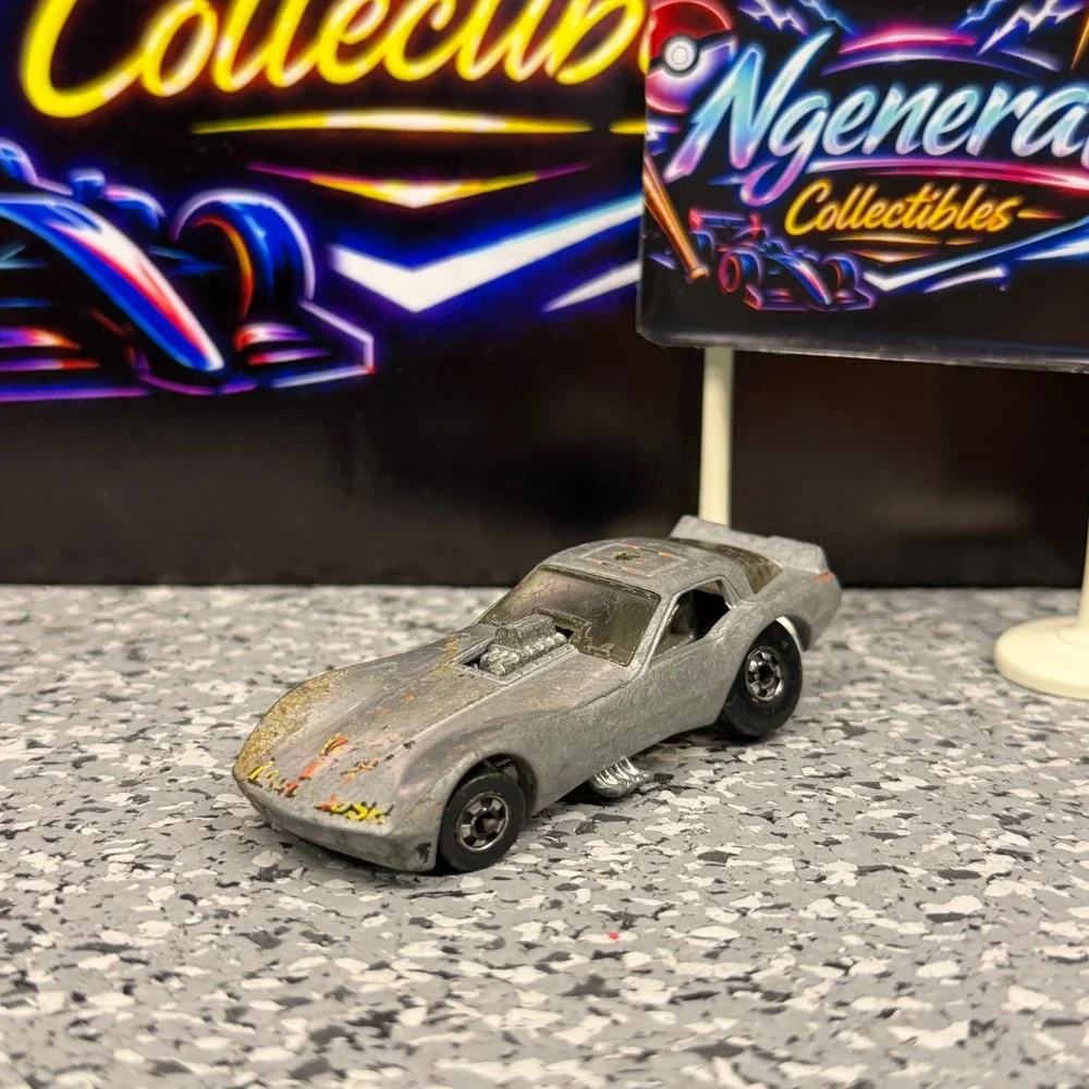 Hot Wheels Corvette Stingray Funny Car 1977 Silver Flip Top Hong Kong Blackwalls